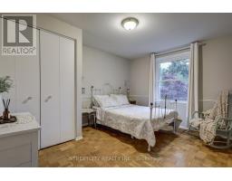 14 MCTAGGART CRESCENT - 27