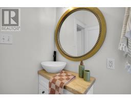 125 WESTON STREET - 21