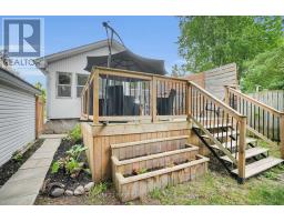 125 WESTON STREET - 31