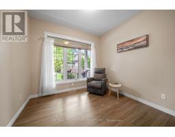 12 - 1 VINEDEN DRIVE - 17