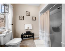 12 - 1 VINEDEN DRIVE - 24