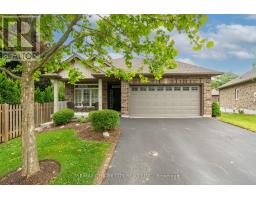 12 - 1 VINEDEN DRIVE - 41