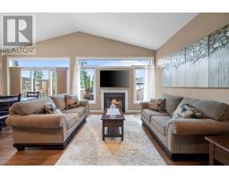 12 - 1 VINEDEN DRIVE - 6