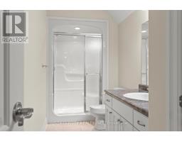 25 - 124 NORTH CENTRE ROAD - 32