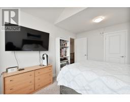 1366 THORNLEY STREET - 34