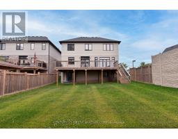 1366 THORNLEY STREET - 40