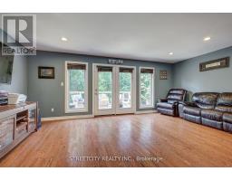 61 MEADOWVALE DRIVE - 20