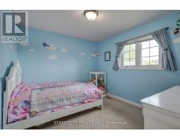 61 MEADOWVALE DRIVE - 26