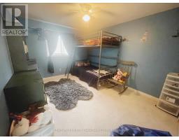 30 - 55 ASHLEY CRESCENT - 12