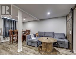 249 VICTORIA STREET - 38