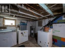1100 HAMILTON ROAD - 23
