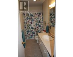 283 HYMAN STREET W - 6