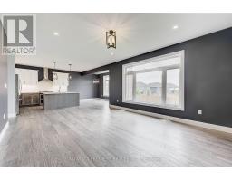20 BASIL CRESCENT - 11