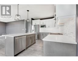 20 BASIL CRESCENT - 15