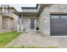 20 BASIL CRESCENT - 6