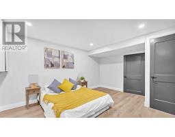 57 MOHEGAN CRESCENT - 24