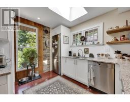 244 CATHCART STREET - 15