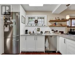 244 CATHCART STREET - 16