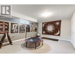 60 FOX MILL CRESCENT - 21