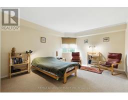 507 - 860 COMMISSIONERS ROAD E - 10