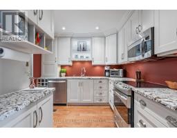 38 - 30 CLARENDON CRESCENT - 11
