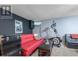 38 - 30 CLARENDON CRESCENT - 29