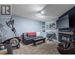 38 - 30 CLARENDON CRESCENT - 30