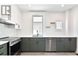 786 DUFFERIN AVENUE - 17