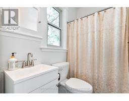 786 DUFFERIN AVENUE - 18