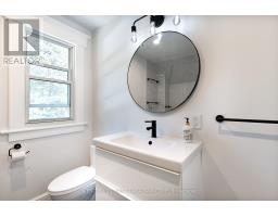 786 DUFFERIN AVENUE - 24