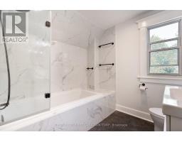786 DUFFERIN AVENUE - 25