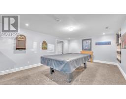 4 APPLEWOOD CRESCENT - 19