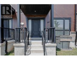 817 SARNIA ROAD - 4
