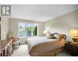 4 - 1151 RIVERSIDE DRIVE - 18