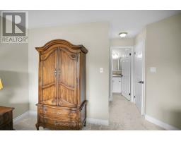 4 - 1151 RIVERSIDE DRIVE - 19