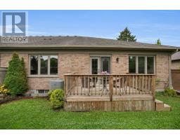 4 - 1151 RIVERSIDE DRIVE - 34
