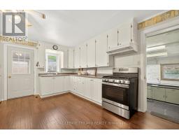 16 CLARENCE STREET - 11