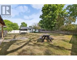 16 CLARENCE STREET - 38