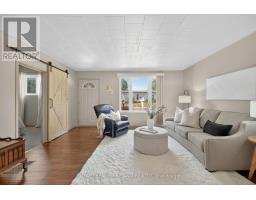 16 CLARENCE STREET - 6