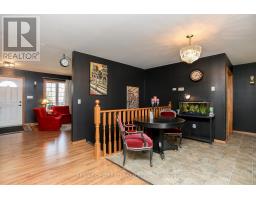 212 QUEEN STREET - 15