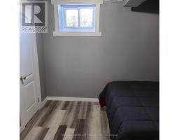 212 QUEEN STREET - 45