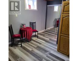 212 QUEEN STREET - 47