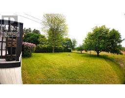 212 QUEEN STREET - 9