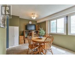 47 - 30 CLARENDON CRESCENT - 10