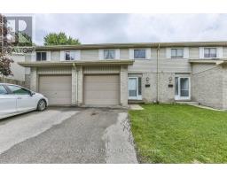 47 - 30 CLARENDON CRESCENT - 2