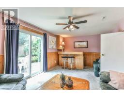 47 - 30 CLARENDON CRESCENT - 28