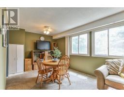 47 - 30 CLARENDON CRESCENT - 8