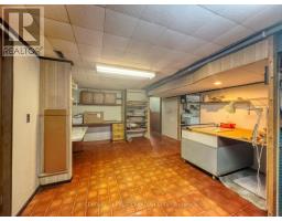 98A DUNSDON STREET - 32