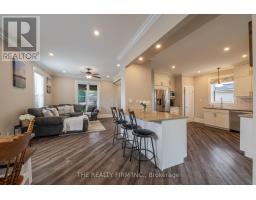 9 WALNUT STREET W - 16