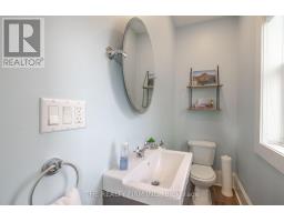 9 WALNUT STREET W - 25